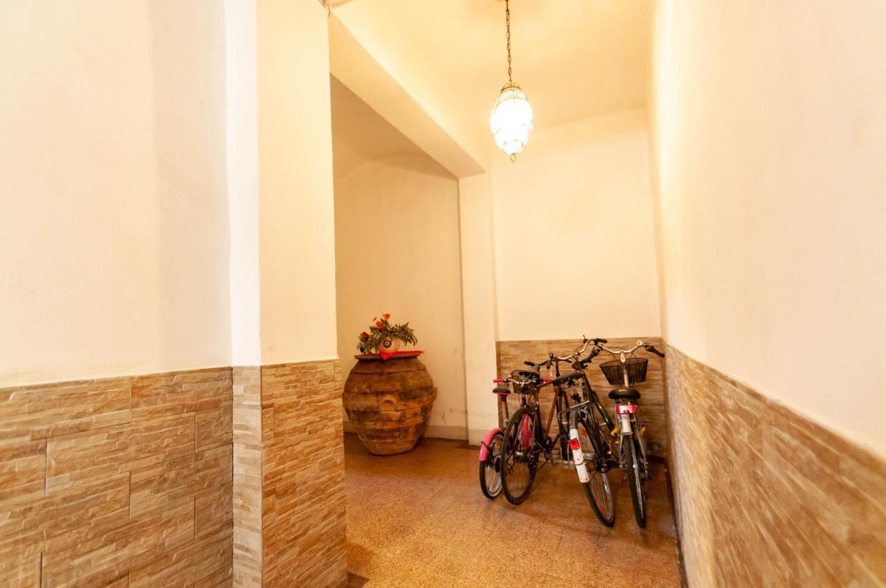 Porta Antica Apartment Bolonia Exterior foto